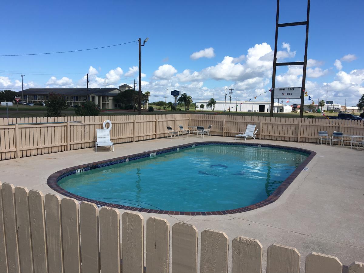 פורט לאבאקה Chaparral Motel מראה חיצוני תמונה
