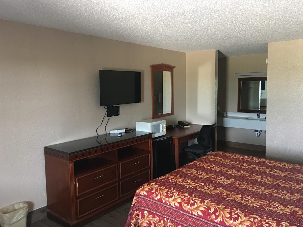 פורט לאבאקה Chaparral Motel מראה חיצוני תמונה